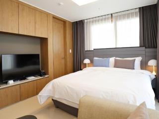Sokcho Whalejib The Blue Terra Ocean Stay - 3
