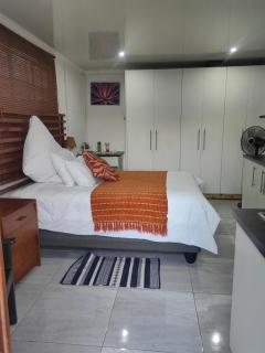 Malabana Guest House - Grahamstown - 3