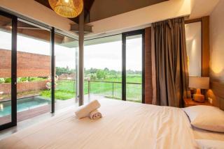 Luxurious 2BR Villa with Private Pool & Rice Field Views in Ubud - 2