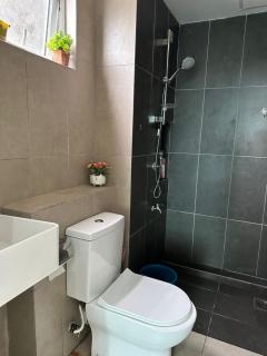 SUZEN Homestay Sri Indah - 8
