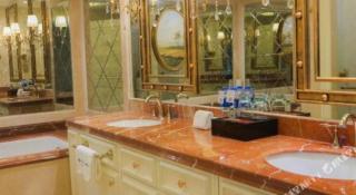Wyndham Grand Plaza Royale Resort Nanjing - 8