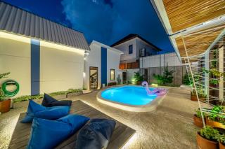 First 5 Bedrooms Villa - 9