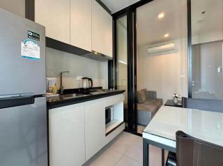 Sea View Walk to Beach & Mall The Base Central Pattaya Condo - 1