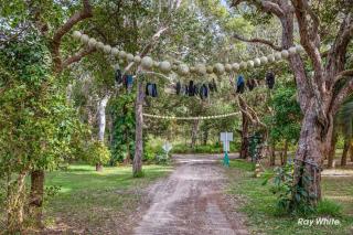 The Five Rocks Beach Bungalow - 9