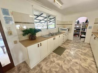 The Five Rocks Beach Bungalow - Byfield - 4