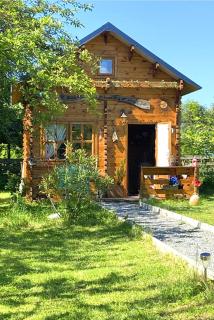 Agréable chalet en bois et son extérieur - 6