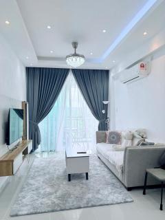 SUZEN Homestay Sri Indah - 1