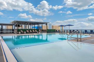 Cambria Hotel St Petersburg-Madeira Beach Marina - 0