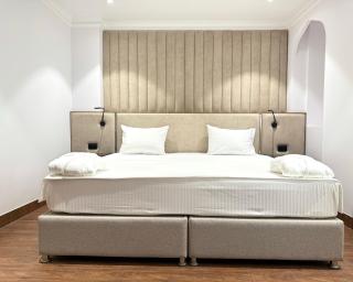 Hotel Misgaron - 9