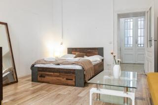 Shiny & Comfy 1BR Apt Ideal for Long Stays - 0