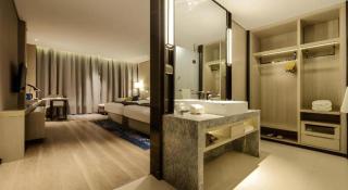 Echarm Hotel Guizhou Xingyi Jushan Avenue - 1
