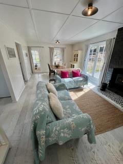 Old Oak Tree Cottage - 3