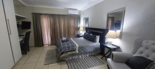 Charis Guesthouse - 7