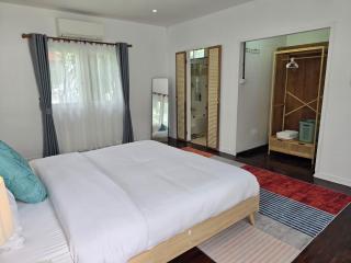 City Life Private Pool Villa - 4