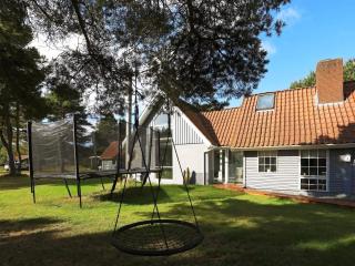 8 person holiday home in Hals - 4