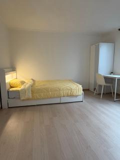 Selene Hapjeong woman only share house - 1