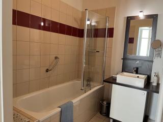 Les Oursons, Résidence Val de Jade, Beau T3 meublé, plein centre, Wifi, Ascenseur - 1