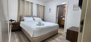 The Three Angels Suites - ‘Ein el Asad - 7