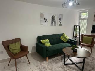 Tranquil 3 Bed Garden house Hendon NW4 - 9