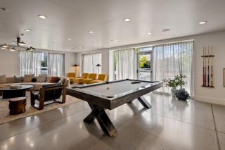 Deluxe Central 1BR 1BA Pool,Hot Tub,Gym,Parking - 5