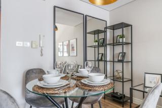 GuestReady Holiday Homes - Industrial Chic - 1