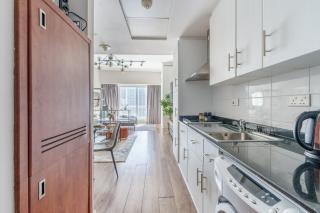 GuestReady Holiday Homes - Industrial Chic - 5