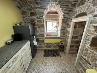 Skounas Stonehouse - 4
