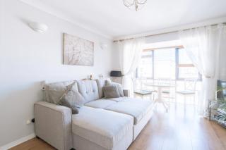 Modern 2 Bedroom Apartment in Central Dublin - Dublin - 2