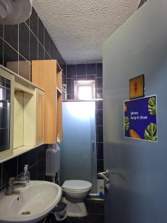 NEWBORN HOSTEL Prishtina - 7