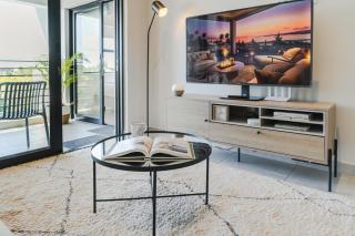 Blouberg Coastal Hideout, Luxury Apartment with a Braai and Parking - Cape Town - 0