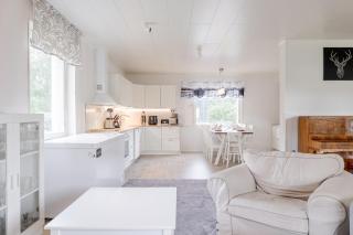 5 bedroom family home with sauna close to city center - 9