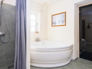 7 person holiday home in Grenaa - 7