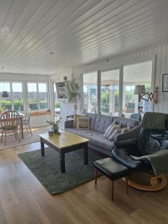 Charming Summer House Near Beach - 2