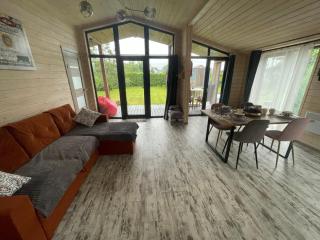 Wally House - 5