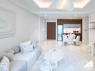 18th-Floor 1BR Beachfront in Palm Jumeirah, Dubai - 7