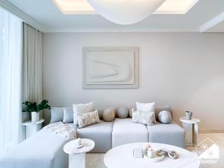 18th-Floor 1BR Beachfront in Palm Jumeirah, Dubai - 9