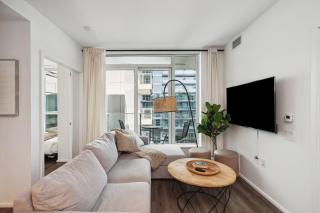 Evergreen Place Retreat with King Suite, Parking near SkyTrain Access - Burnaby - 3