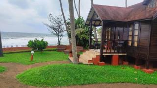 Blue Water Beach Resort - 4