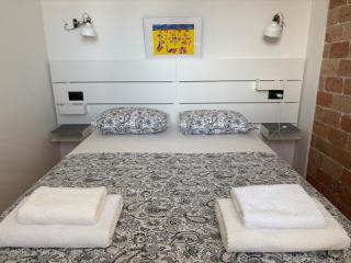 Basil Street Apartment - 1