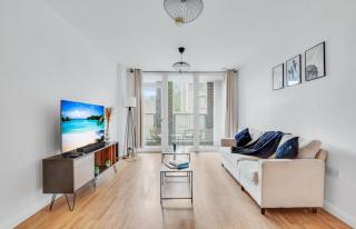 Scenic Stratford Stay Modern with Balcony 10 mins from ABBA - Londra - 9