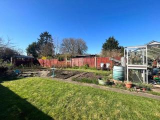 Aafiyat House - Aldershot - 7
