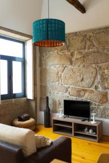 Groovy Porto by Upperground - 2