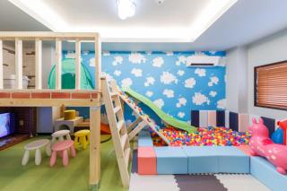 TasoneSTAY KIDS' in NAMBA SUN1F - 1