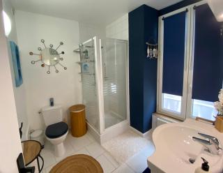 Number 1 Place Pyrene, 2 bedroom duplex, luxury apartment - 2