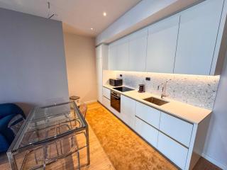 Qumi Porto Suites - 1