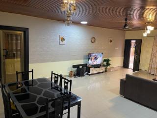 3 Bedrooms house fully furnished in East Legon - Accra - 3