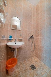 Apartment Dragicevic 3 with Garage - Budva - 2