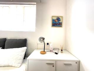 Private Guest Suite for U and Urs - 5