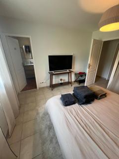 Cocon familial moderne et au calme à 1h30 de Paris - 2