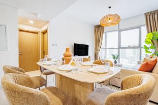 Charming Apartment - Brand New - 5 min to ADGM, Cleveland, Galleria - 3 min walk to the Beach - Heart of Al Reem - 2BDR - 6 pax - Abu Dhabi - 6